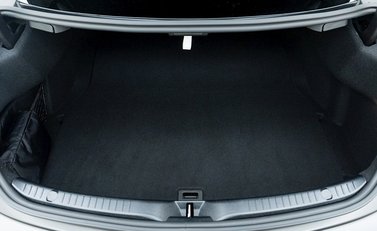 Mercedes-Benz C63 S Final Edition 32