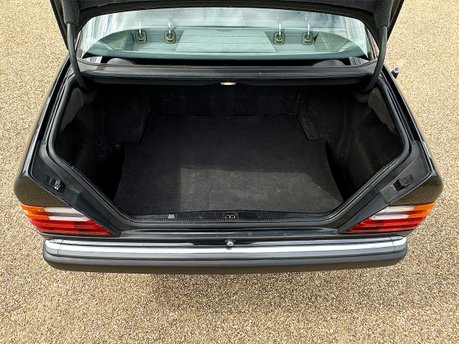 Mercedes-Benz C Class 260 E 70