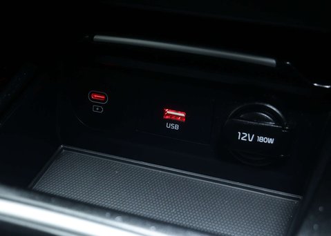 Kia Xceed 1.6 XCeed 3 PHEV Semi-Auto 5dr 34