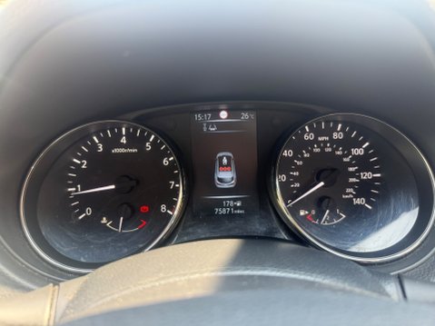 Nissan Qashqai 1.2 DIG-T Acenta Premium SUV 5dr Petrol Manual 2WD 13