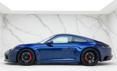 Porsche 911 Carrera GTS (992) 2