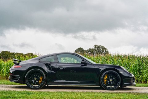 Porsche 911 TURBO S PDK 3