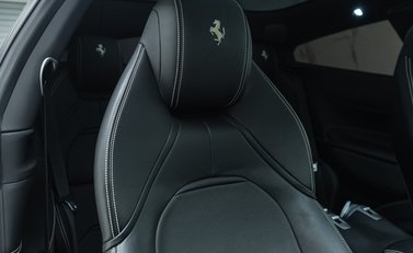 Ferrari GTC4 Lusso T 16