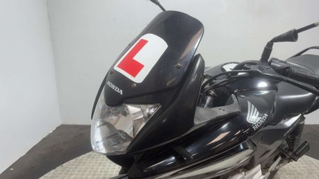 Honda CBF125 CBF 125 2010 RUNNING PROJECT BIKE 26K LEARNER LEGAL 125CC 24