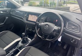 Volkswagen T-Roc SEL TDI 4MOTION 17