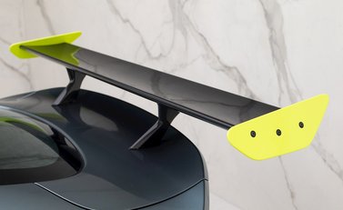 Aston Martin Vantage GT8 26