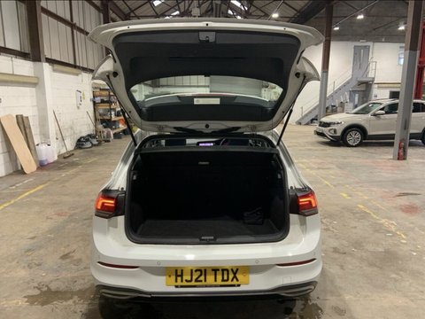 Volkswagen Golf STYLE TSI 7