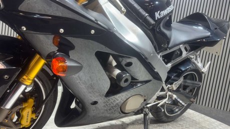 Kawasaki Ninja ZX6R NINJA 600 B2H 2004 28K NEW MOT 600CC SPORTS BIKE 25