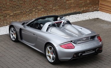 Porsche Carrera GT 5
