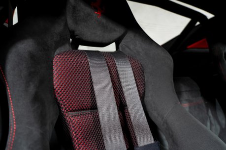 Ferrari 599 GTO UK CAR. CLASSICHE FILE. BODY COLOURED ROOF. 1 OF 60 RHD CARS 27