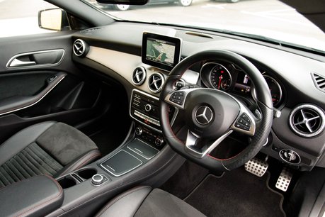 Mercedes-Benz CLA Class CLA 220 D AMG LINE