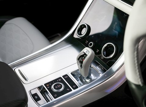 Land Rover Range Rover Sport 5.0 SVR 21