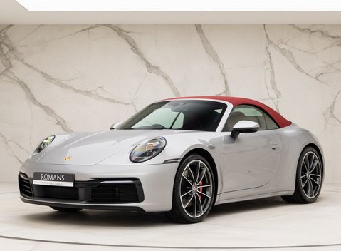 Porsche 911 Carrera 4S Cabriolet (992) 2