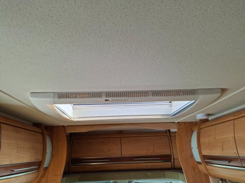 Auto-Trail Cheyenne 740s E 27