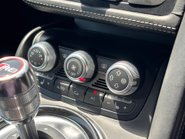 Audi R8 .2 FSI V10 Coupe 2dr Petrol S Tronic quattro Euro 5 (525 ps) 30
