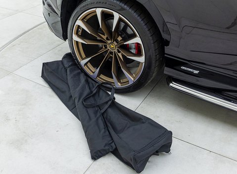 Lamborghini Urus S 37