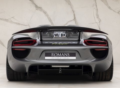 Porsche 918 Spyder 4