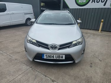 Toyota Auris ICON D-4D ESTATE 1