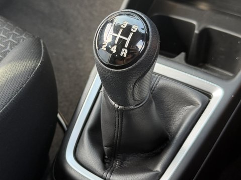 Suzuki Swift 1.2 Dualjet 83 12V Hybrid SZ-L 5dr 29