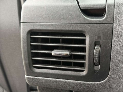 Nissan X-Trail 2.0 dCi Tekna Auto 4WD Euro 5 5dr (AVM) 70