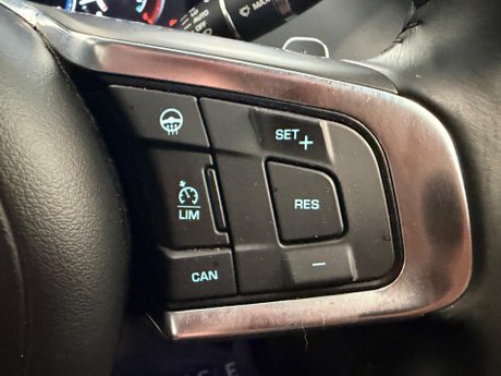 Jaguar F-Pace 3.0 D300 V6 S Auto AWD Euro 6 (s/s) 5dr 22