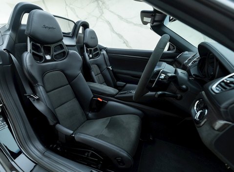 Porsche 718 Boxster Spyder 13