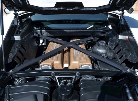 Lamborghini Huracan LP640-4 Performante 29