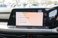 Volkswagen Golf LIFE TSI 30