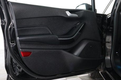 Ford Fiesta TITANIUM X 43