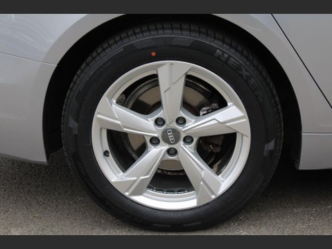 Audi A6 TDI SPORT MHEV 32