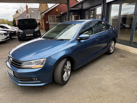 Volkswagen Jetta GT TDI BLUEMOTION TECHNOLOGY 6