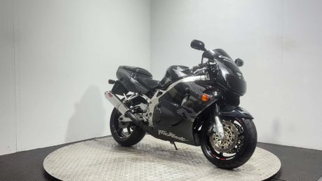 Honda CBR CBR918 1997 ONLY 21K RUNNING SPORTS PROJECT BIKE CLASSIC 2