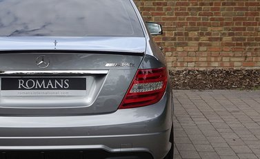 Mercedes-Benz C Class AMG 18