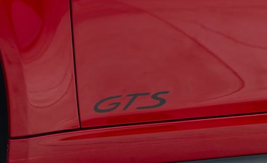 Porsche 911 Carrera GTS CABRIOLET (991.2) 33