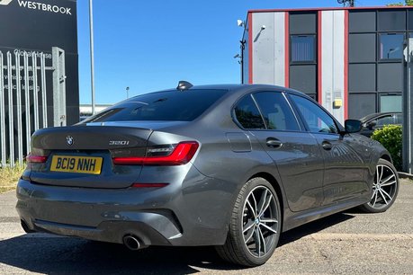 BMW 3 Series 2.0 320i M Sport Auto 4dr 10
