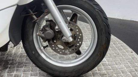 Yamaha Delight 115 Scooter Petrol Automatic (6 ps) 27