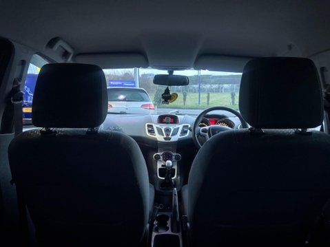 Ford Fiesta 1.4 Zetec 5dr 17