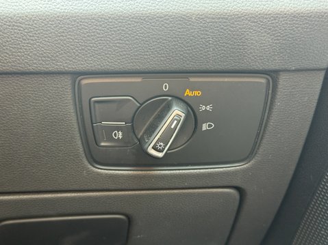Volkswagen Passat 1.4 TSI 13kWh GTE Estate 5dr Petrol Plug-in Hybrid DSG Euro 6 (s/s) (218 ps 14
