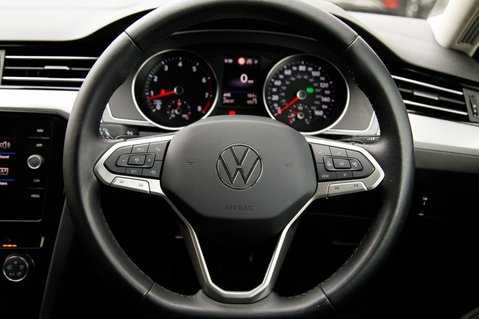 Volkswagen Passat SEL TSI EVO DSG 14