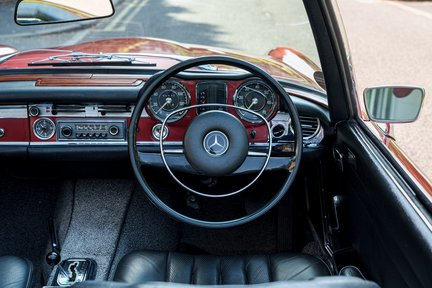 Mercedes-Benz SL Series 280SL Pagoda 22