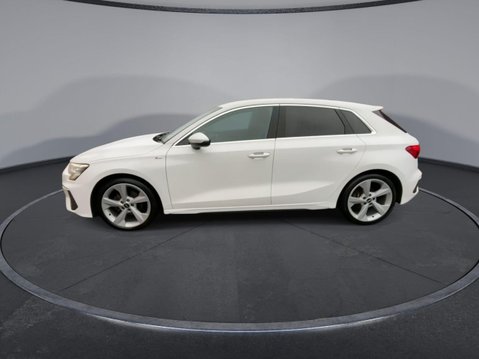 Audi A3 1.5 TFSI 35 S line Sportback 5dr Petrol S Tronic Euro 6 (s/s) (150 ps) 2 Ow 33