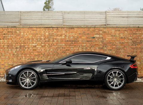 Aston Martin One77 2