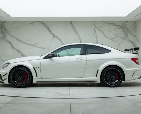 Mercedes-Benz C63 AMG Black Series 