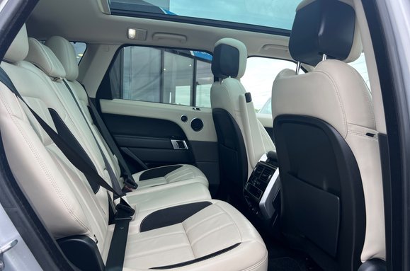Land Rover Range Rover Sport HSE DYNAMIC AUTO P400e PETROL HYBRID PAN ROOF 24