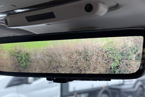 Land Rover Defender 110 D250 Hard Top SE MHEV - Deployable Towbar 34