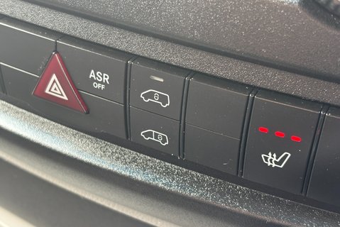 Mercedes-Benz Sprinter 319 V6 Cdi Lwb Hr Panel Van - Twin Side Doors / Air Con / Rear Camera 30