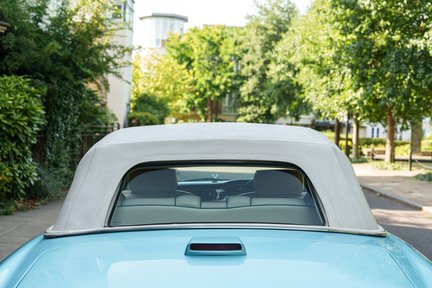 Rolls-Royce Corniche IV 9