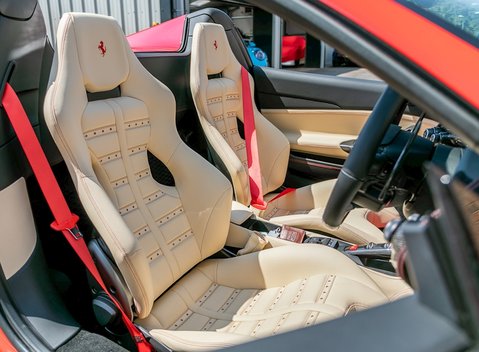 Ferrari 488 Spider 14