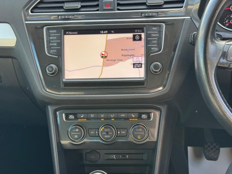 Volkswagen Tiguan 2.0 TDI BlueMotion Tech SE Navigation 4Motion Euro 6 (s/s) 5dr 14