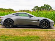 Aston Martin Vantage V8 3